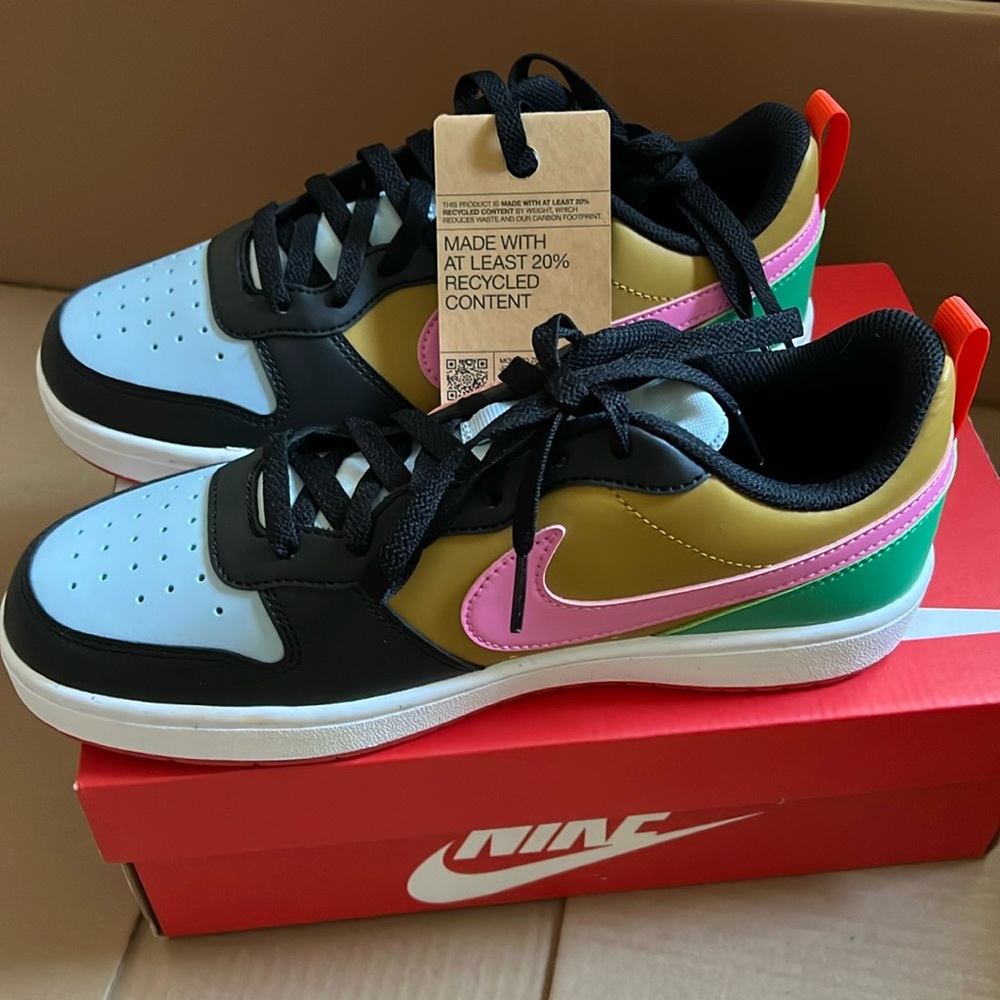 NWT Nike Court Borough Low Recraft 7Y